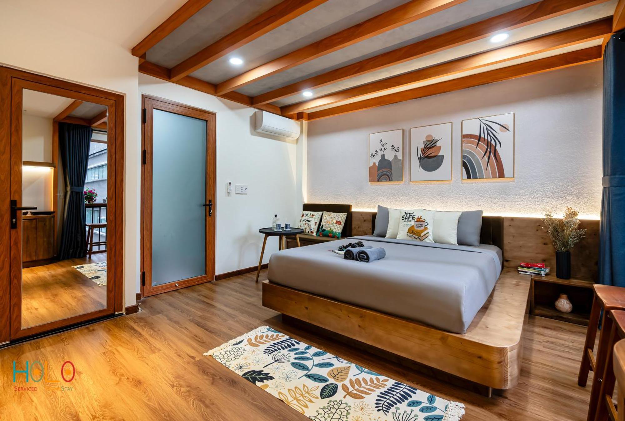 Khách sạn hẻo lánh Holo Ham Nghi Saigon - Serviced Homestay TP. Hồ Chí Minh