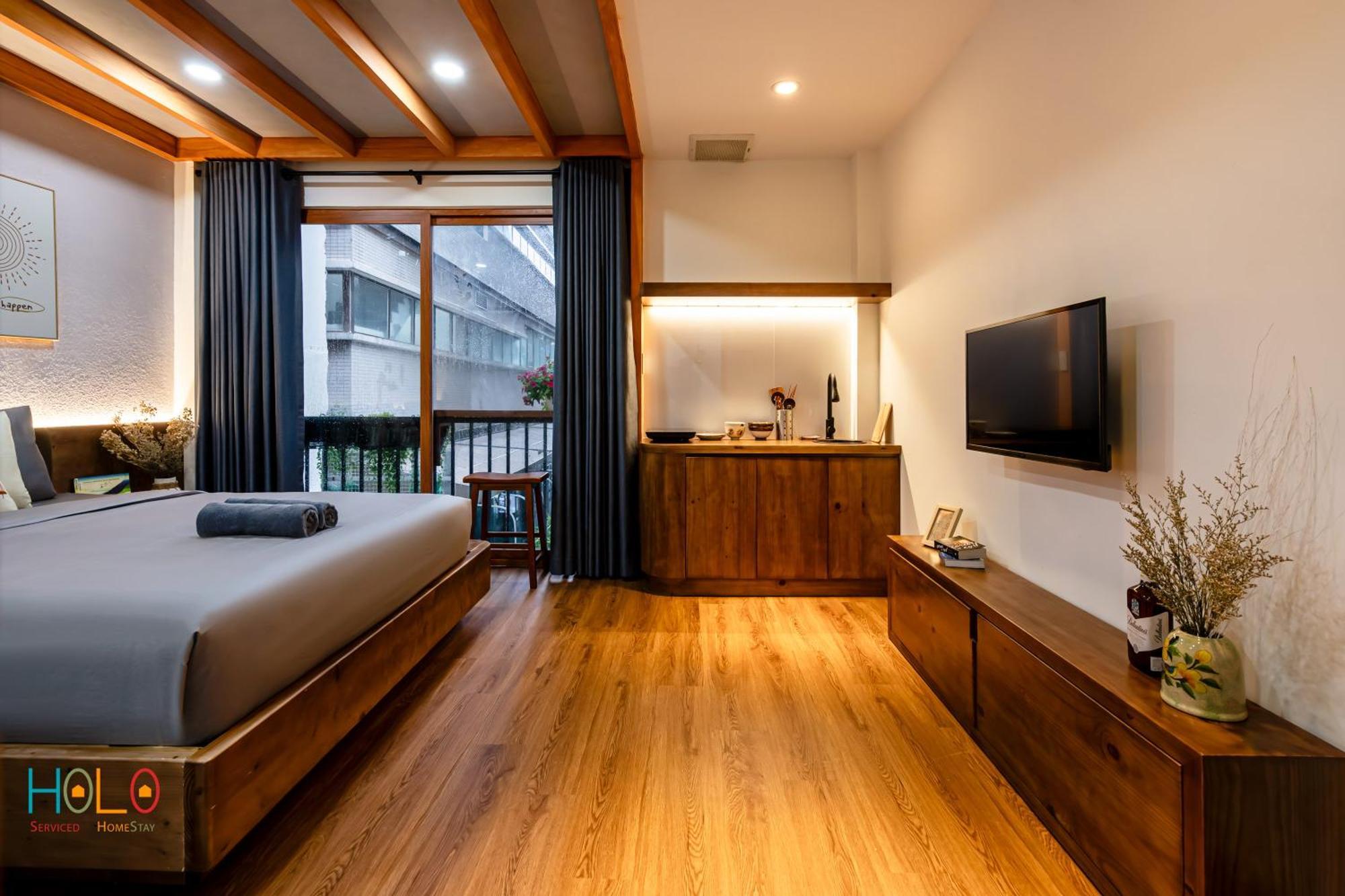 Khách sạn hẻo lánh Holo Ham Nghi Saigon - Serviced Homestay *